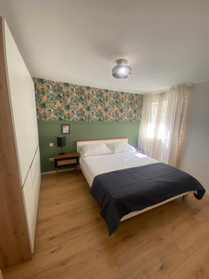 Apartman Oleandar Каштела Екстер'єр фото